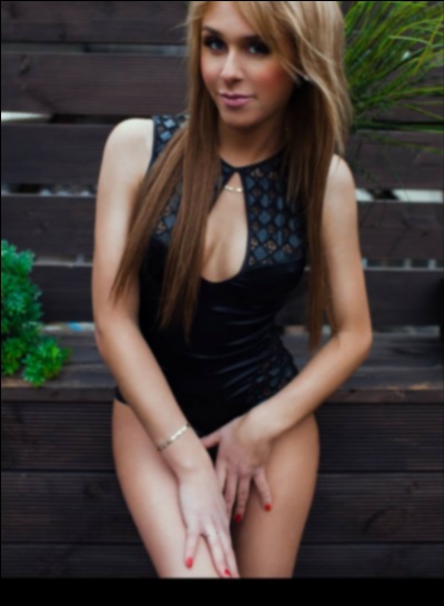 Daphne, 25 ans, Sainte-Luce-sur-Loire